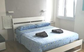 Easy House